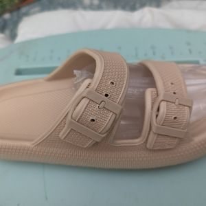 Sandals size 42/43 Oat color